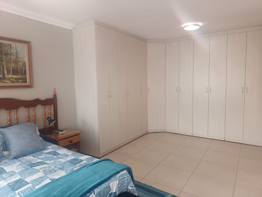 4 Bedroom Property for Sale in Rhodesdene Northern Cape